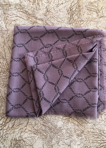 Mor Desenli kadın eşarp - Görsel 2