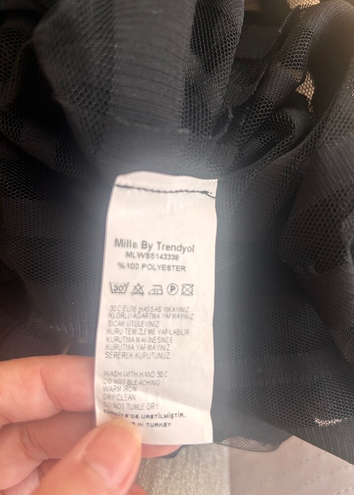 Milla siyah transparan detaylı askılı uzun pareo - Görsel 3