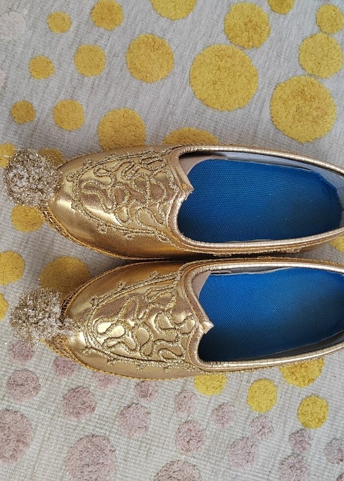 30 ve 33 numara iki adet çarık - Görsel 3