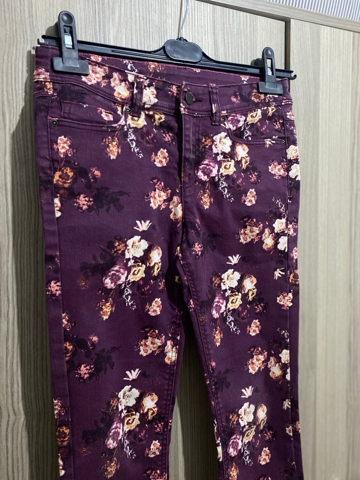 Çiçek Desenli Mor Kadın Kumaş Pantolon - Görsel 2