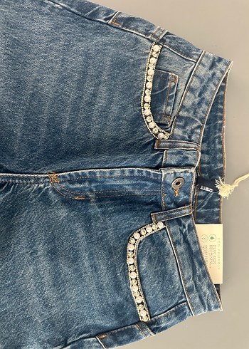 Şık Zincir Detaylı Mavi Nakışlı Kadın Kot Pantolon - Görsel 5