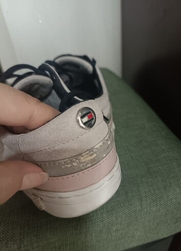 37 Beden ten rengi Renk Orjinal Tommy Hilfiger spor ayakkabı