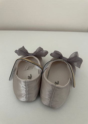 Gri Fiyonk Detaylı Kız Babet - Görsel 3