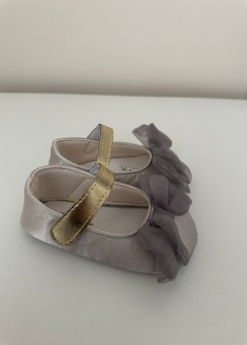 Gri Fiyonk Detaylı Kız Babet - Görsel 4