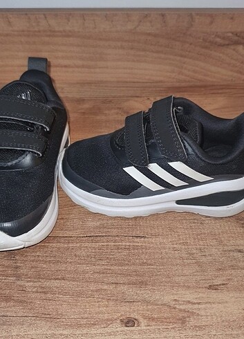 Orjinal adidas çocuk ayakkabısı