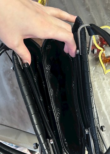 Guess çanta - Görsel 4