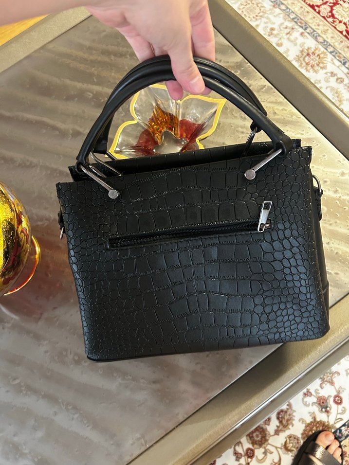 Guess çanta - Görsel 5