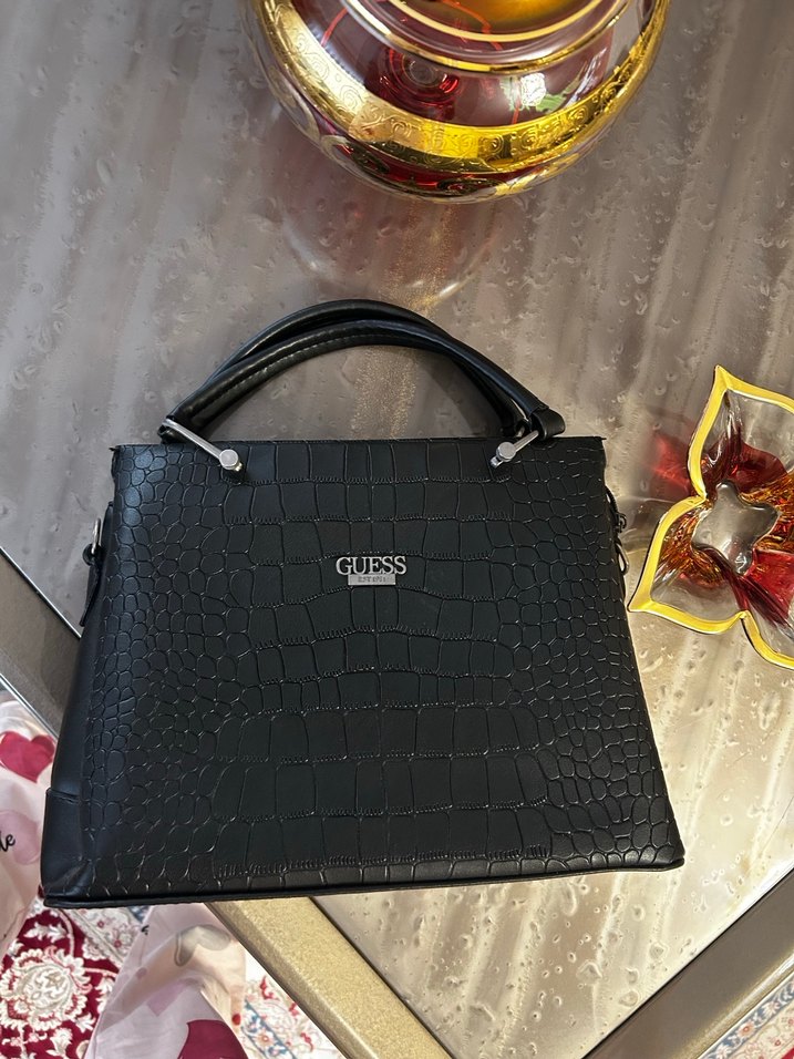 Guess çanta - Görsel 2