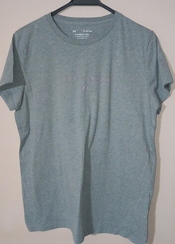 Under armour kadın tshirt 