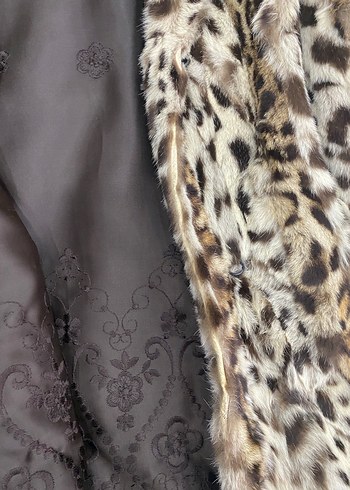 Leopar Desenli Kadın Uzun Suni Kürk Ceket - Görsel 4