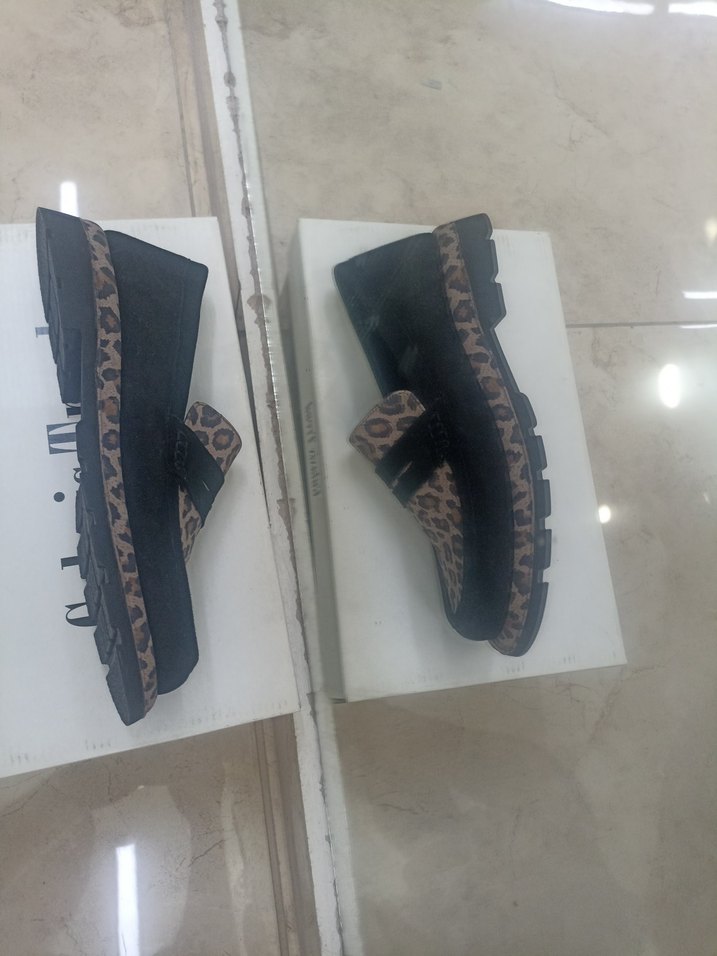 Kız Çocuk Leopar Desenli Tokalı Loafer - Görsel 3