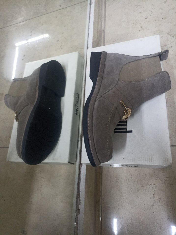 Gri Süet Kadın Dolgu Topuklu Bot deri - Görsel 4