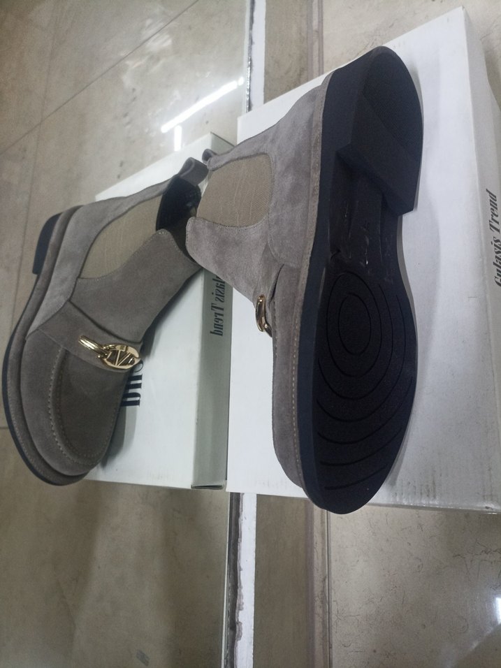 Gri Süet Kadın Dolgu Topuklu Bot deri - Görsel 3