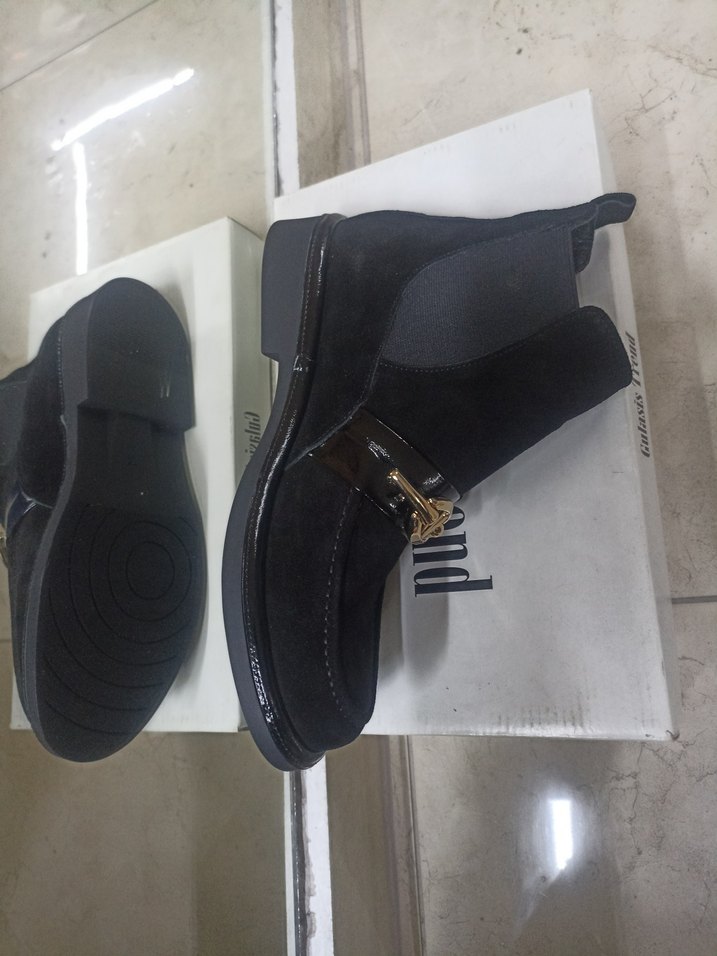 Siyah Süet Tokalı Kadın Bot orjinal deri - Görsel 3