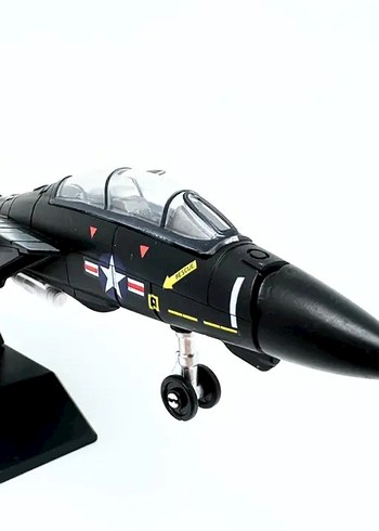 Siyah Askeri Jet Model Kiti