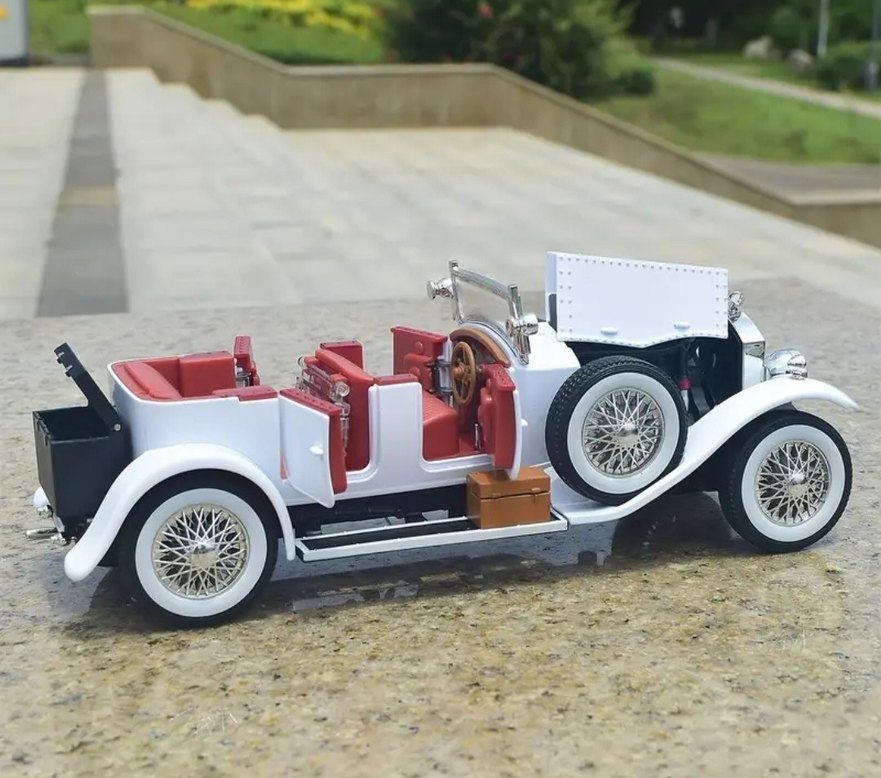 Beyaz Parlak Oyuncak Klasik Araba - Görsel 5