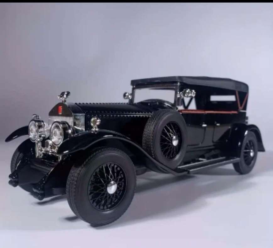Klasik Siyah Oyuncak Araba Modeli - Görsel 3