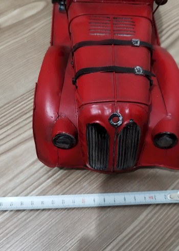 Klasik Kırmızı Oyuncak Araba - Görsel 10