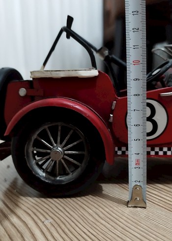Kırmızı Numaralı Oyuncak Araba - Görsel 10