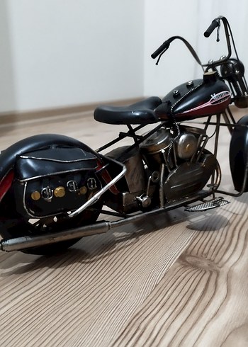 Koyu Siyah Metal Motosiklet Modeli - Görsel 7