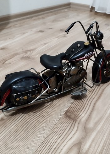 Koyu Siyah Metal Motosiklet Modeli - Görsel 8