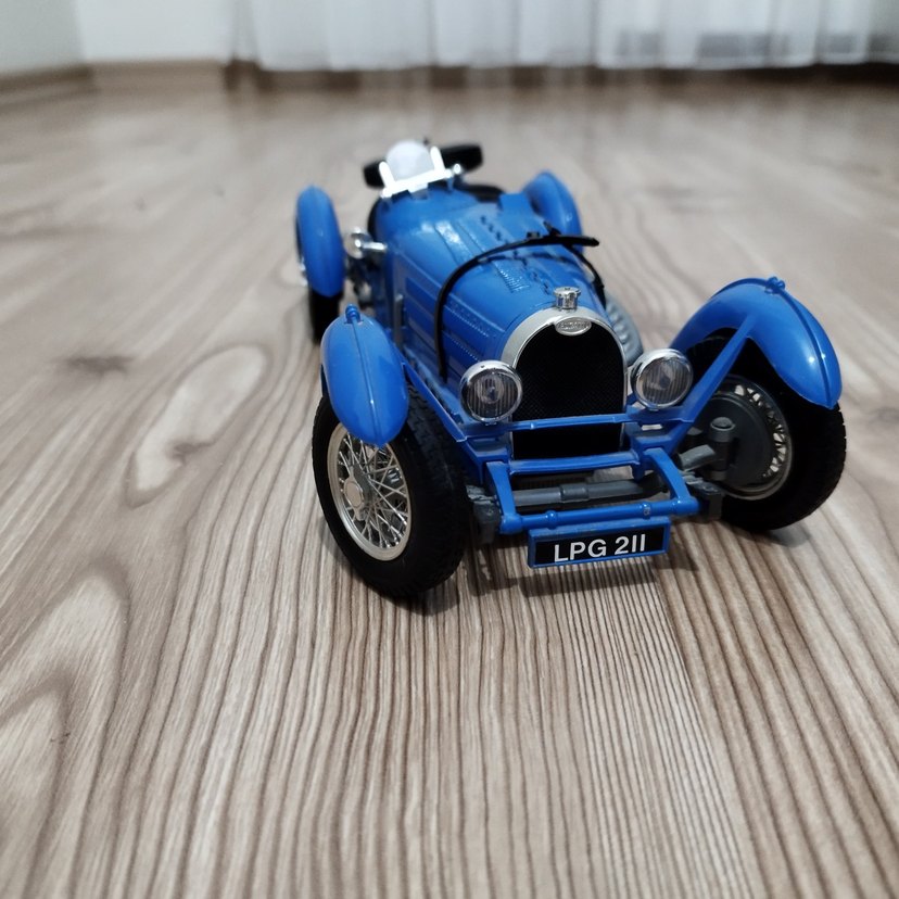 Mavi Renkli Oyuncak Klasik Araba - Görsel 4