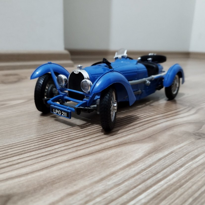 Mavi Renkli Oyuncak Klasik Araba - Görsel 2