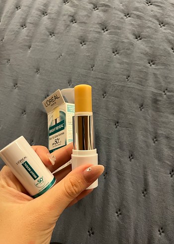 L'Oréal Bright Reveal SPF 50+ Yüz Güneş Koruyucu Stick - Görsel 2