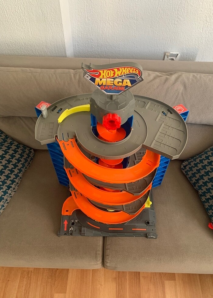 Hotwheels mega garaj - Görsel 2
