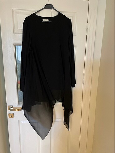 Şifon detaylı siyah tunik - Görsel 4