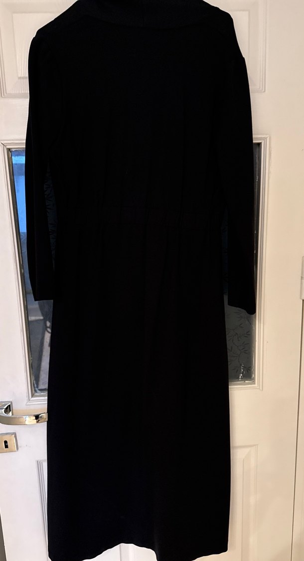 Siyah Deri Kemerli Uzun Kadın kap - Görsel 4