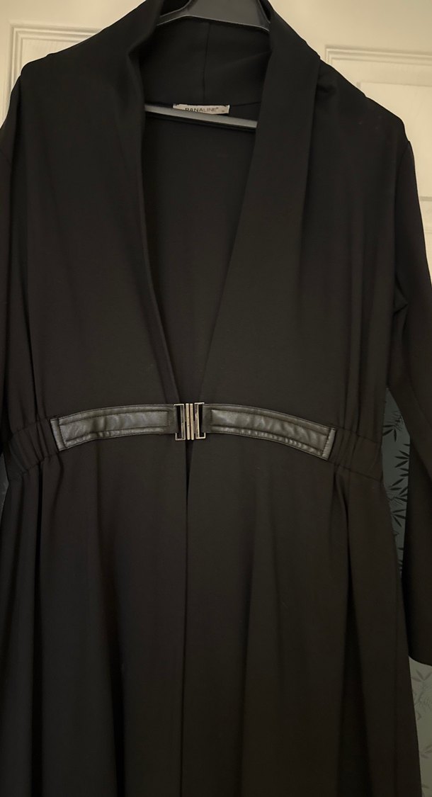 Siyah Deri Kemerli Uzun Kadın kap - Görsel 3