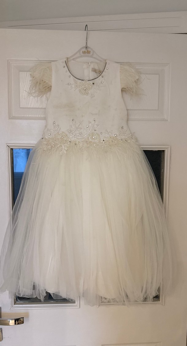 Kız Çocuk Beyaz Nakışlı Tül Elbise - Görsel 5