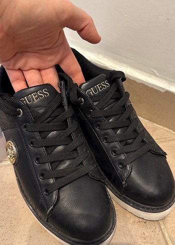 Siyah Guess kadın 38 numara ayakkabı - Görsel 9