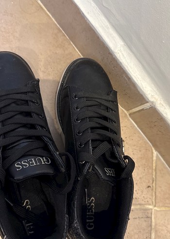 Siyah Guess kadın 38 numara ayakkabı - Görsel 7