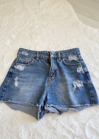 Kadın Mavi Yırtık Denim Mini Şort