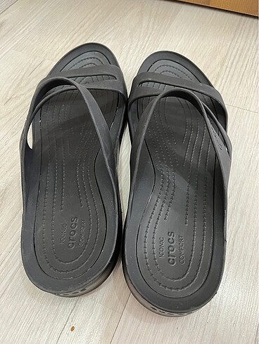 39 Beden @crocs
