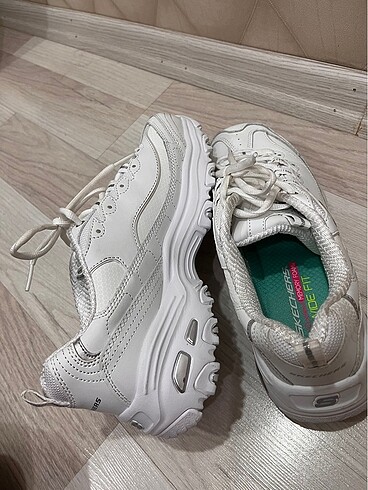 Skechers @skechers