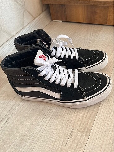 @vans