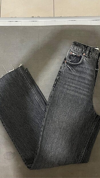 Zara straight jean