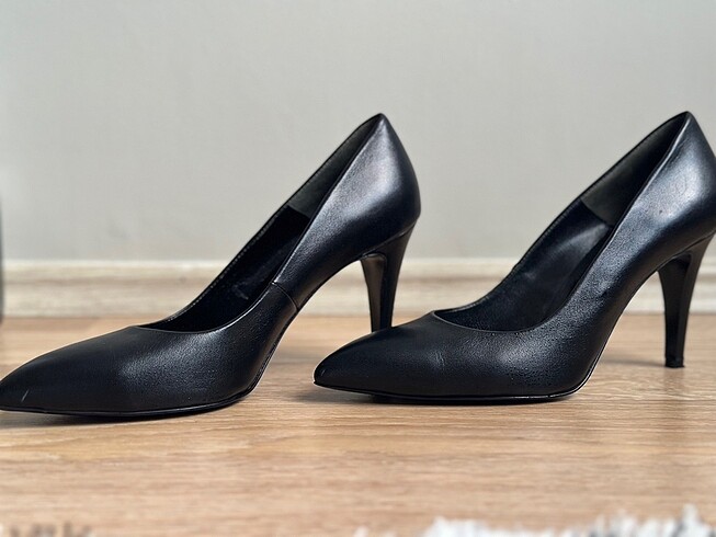 40 Beden Bir kere giyilmiş - klasik siyah topuklu ayakkabı