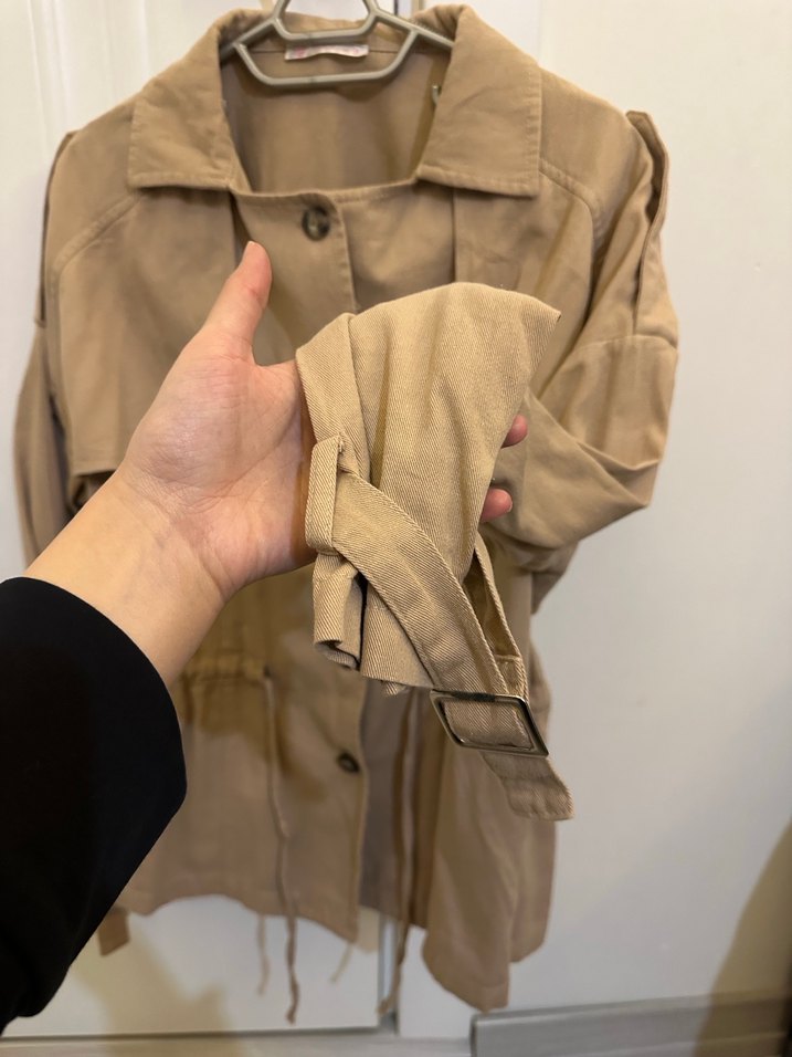 Bej Düğmeli Kadın Ceket - Görsel 2