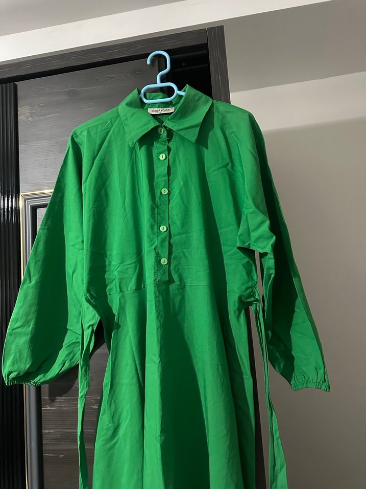 Uzun Yeşil V Yaka Salaş Elbise - Görsel 2