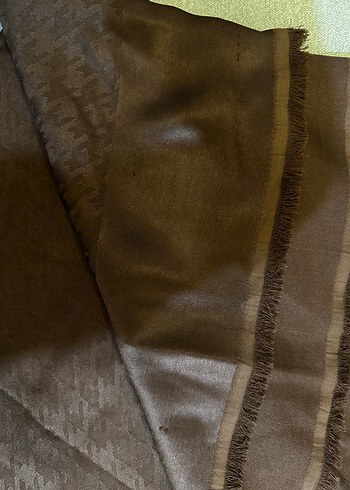 Drapeli Parlak Kahverengi Kadın Şal - Görsel 2