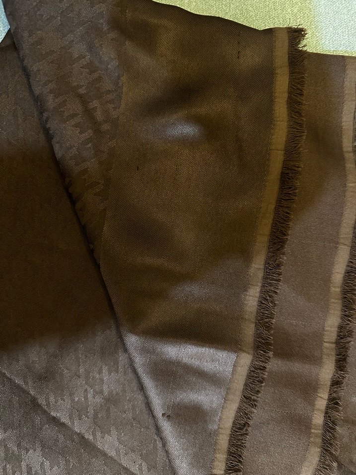 Drapeli Parlak Kahverengi Kadın Şal - Görsel 2