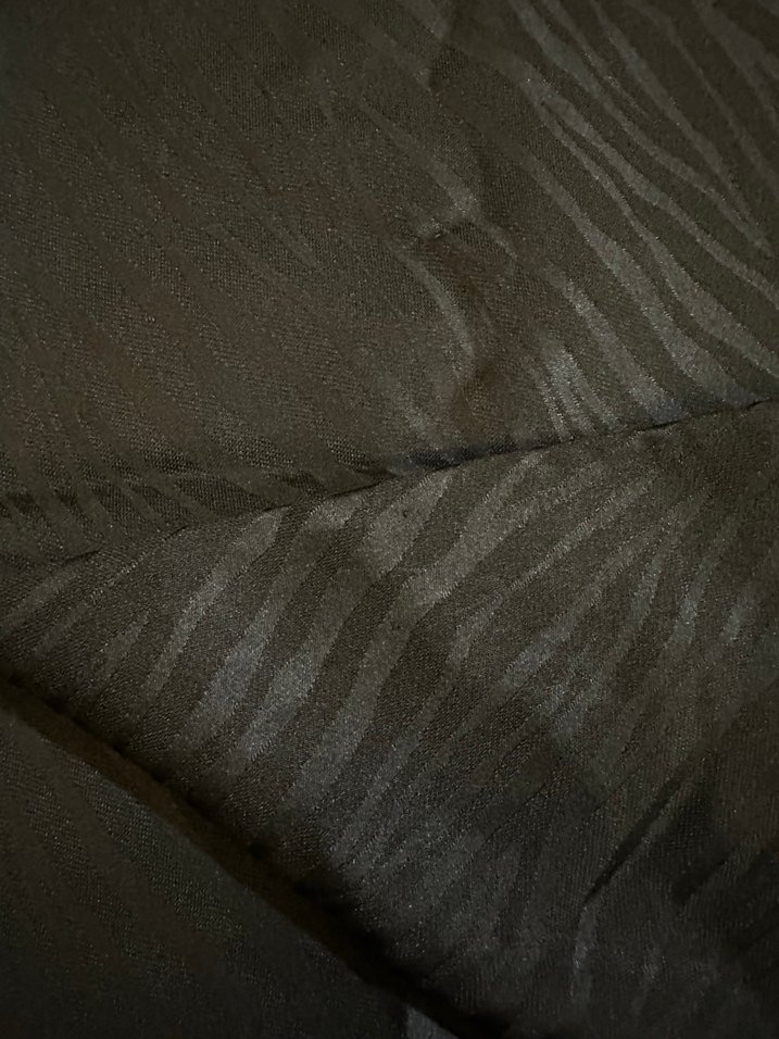 Siyah Kadın İpek Görünümlü Şal - Görsel 2