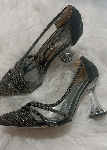 Parlak Siyah Yılan Desenli Stiletto Gelin Ayakkabısı
