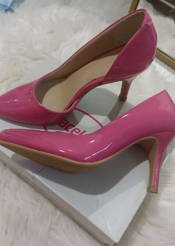 Parlak Pembe Stiletto Topuklu Kadın Ayakkabı