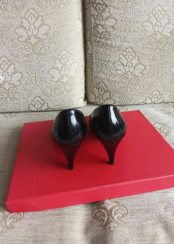 Siyah Rugan İnce Topuklu Kadın Stiletto - Görsel 2