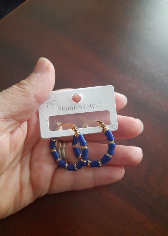 Lacivert mineli çelik küpe - Görsel 3